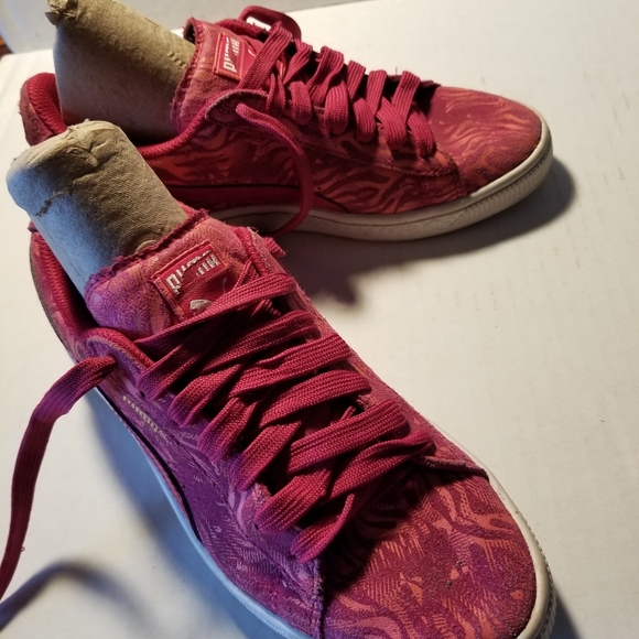 PUMA pink print SIZE 6 TENNIS SHOES sneakers - Picture 5 of 8